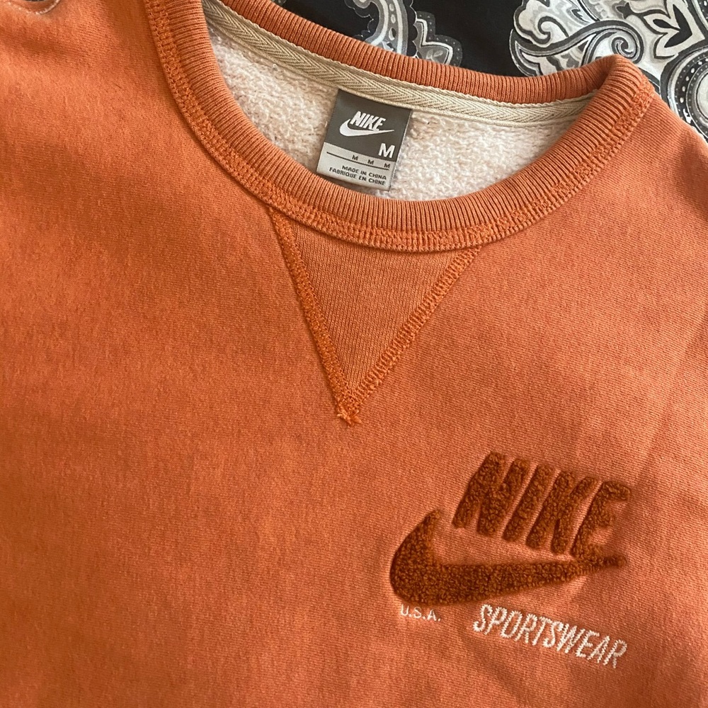 Nike vintage crewneck